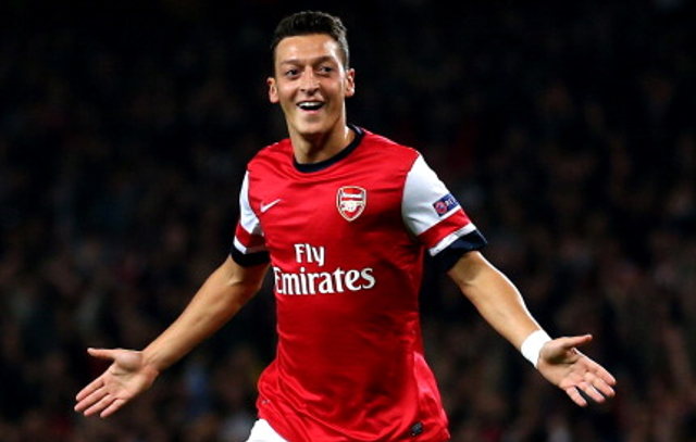 Why Ozil’s arrival could help Walcott